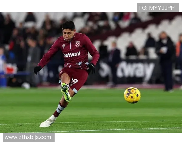 足球转会传闻：曼联欲引进中场大将？